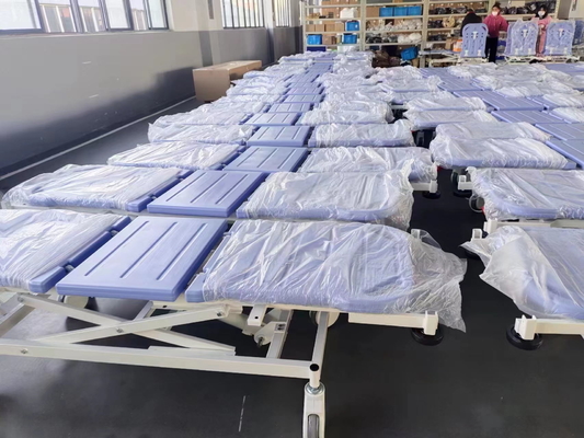 Hastalar için ithal edilen mavi hidrolik ambulans kaldırma arabası