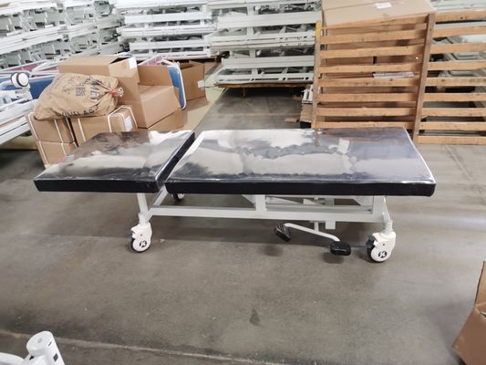 Toz Boyalı Çelik Obstetrik Doğum Masası elektrikli hidrolik Jinekolojik