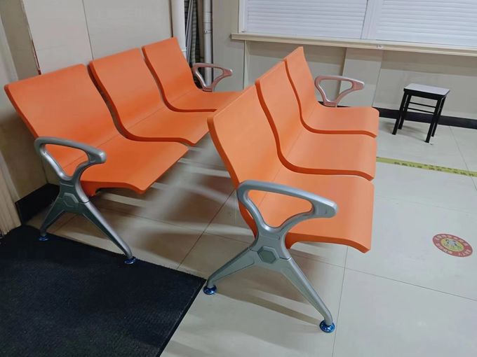 Çelik çerçeveli yatıştırılmış hastane bekleme odası sandalyesi 1